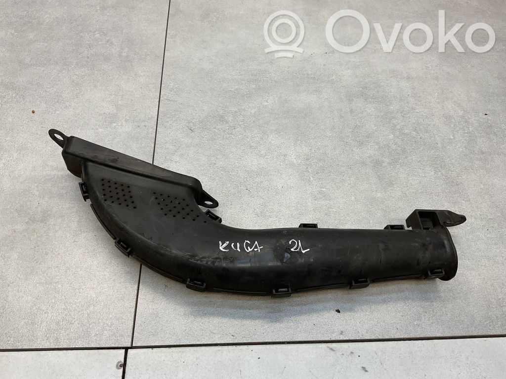 Ford Kuga II Oro paėmimo kanalo detalė (-ės) 