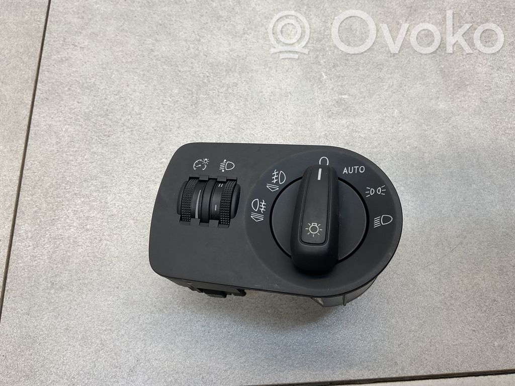 Audi A1 Light switch 
