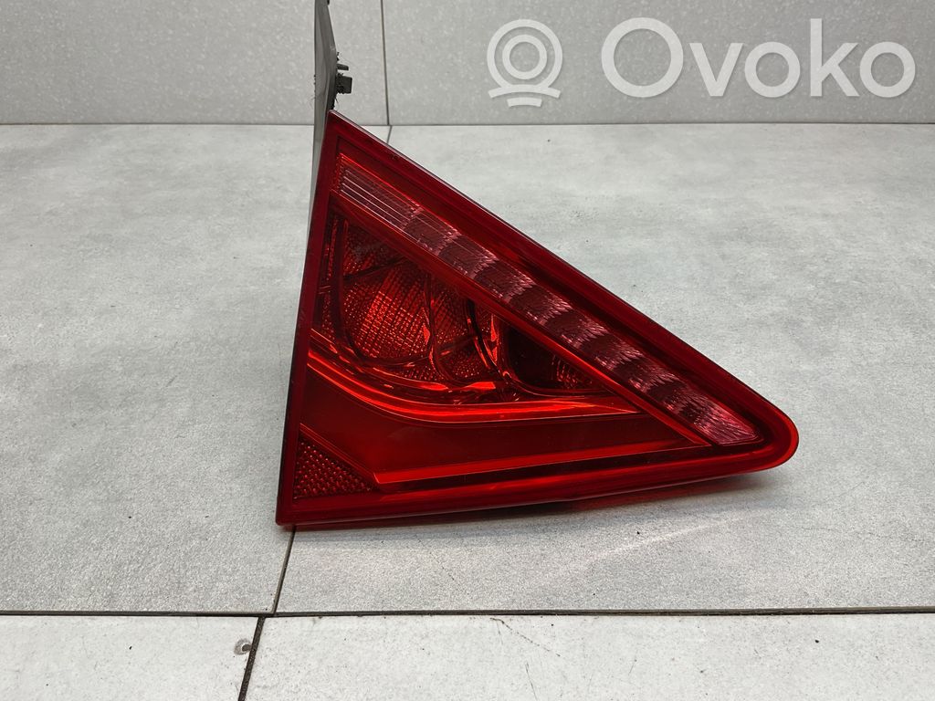 Audi A7 S7 4G Lampy tylnej klapy bagażnika 