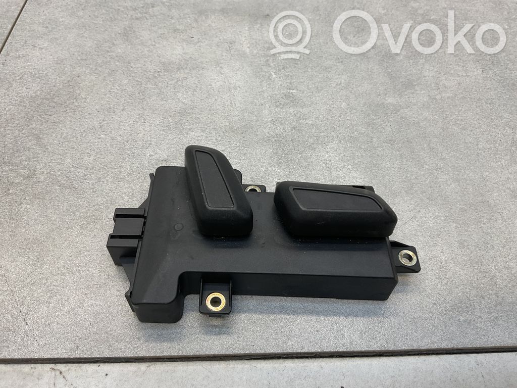 Interruptor de control del asiento   8K0959748