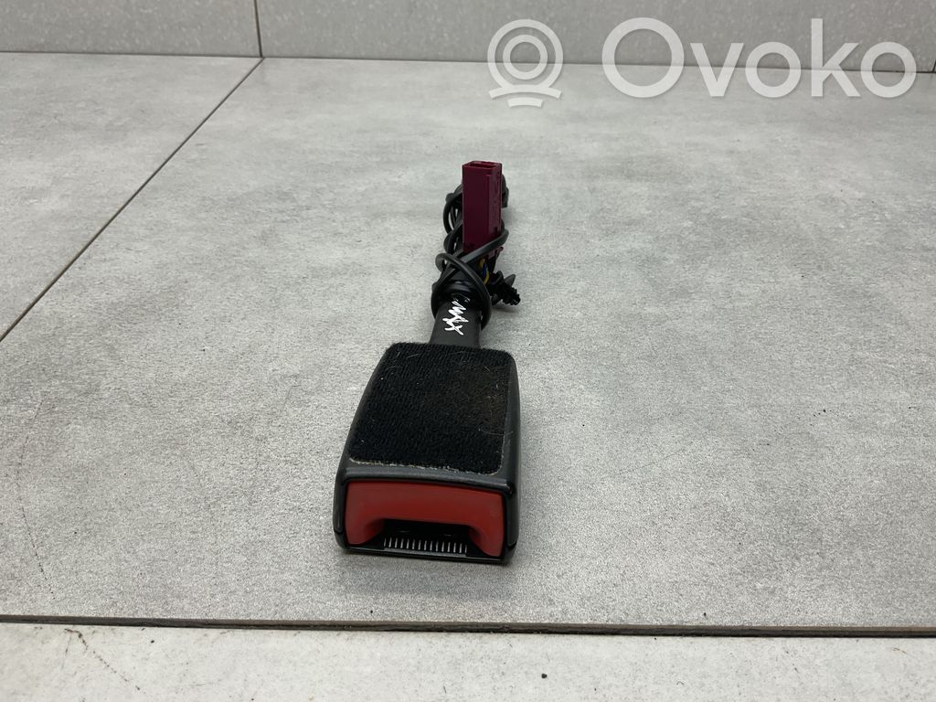 Klamra przedniego pasa bezpieczeństwa   AM51R61208ADW