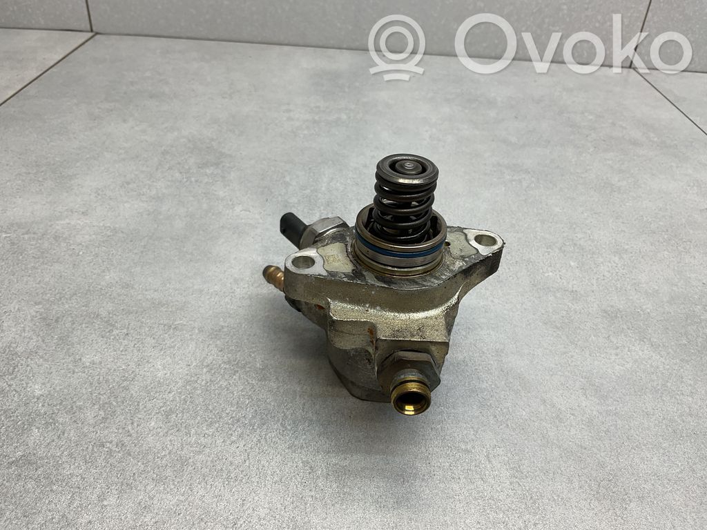 Volkswagen Golf VII Fuel injection high pressure pump 