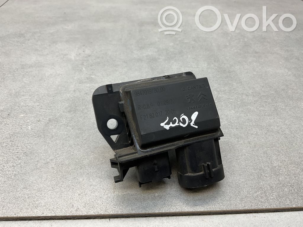 Peugeot 2008 II Heater blower motor/fan resistor 