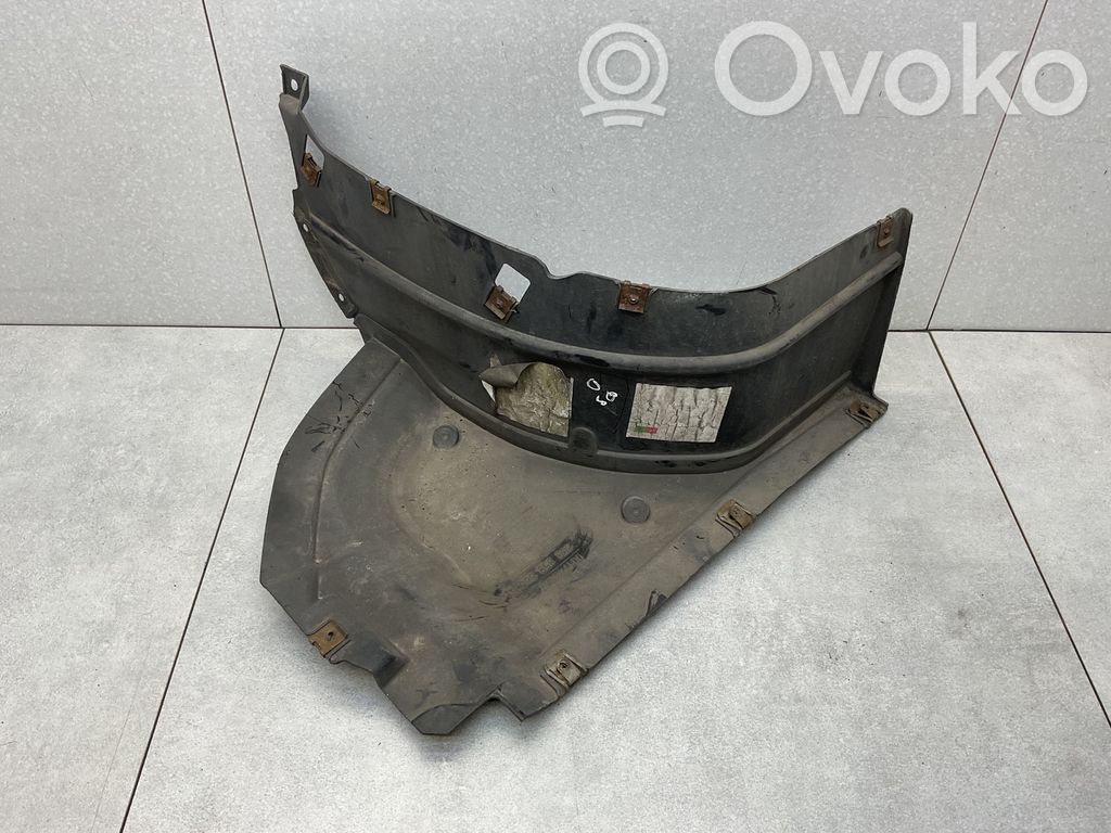 Audi Q3 8U Priekinis posparnis 