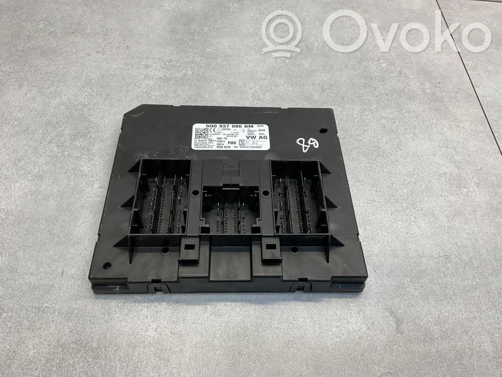 Volkswagen PASSAT B8 Module confort 