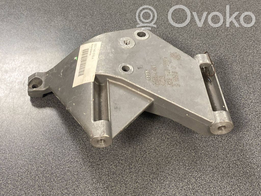 Audi Coupe Engine mounting bracket 