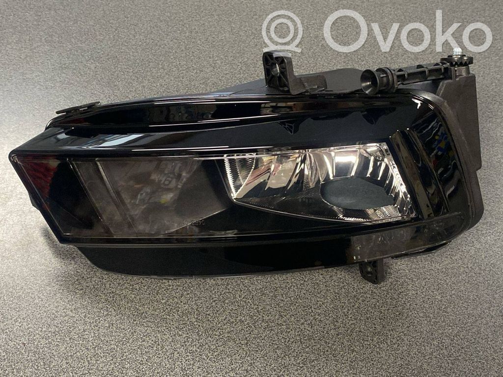 Volkswagen Golf VII Światło przeciwmgłowe przednie 
