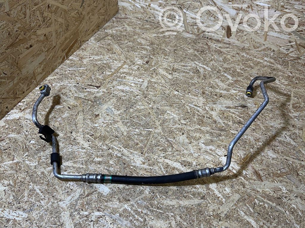 BMW 3 E90 E91 Conductă/furtun aer condiționat (A/C) 