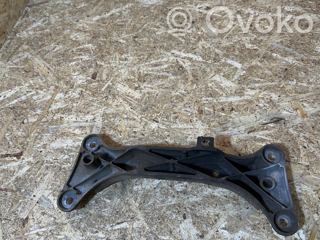 BMW 3 E90 E91 Gearbox mounting bracket 