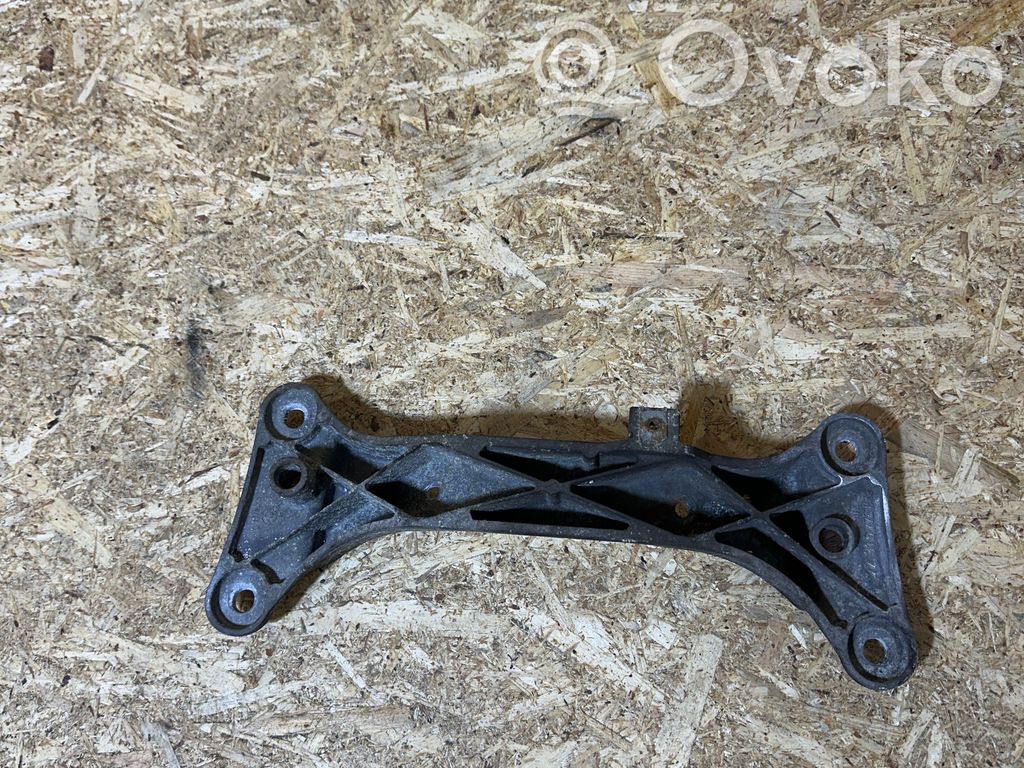 BMW 3 E92 E93 Gearbox mounting bracket 