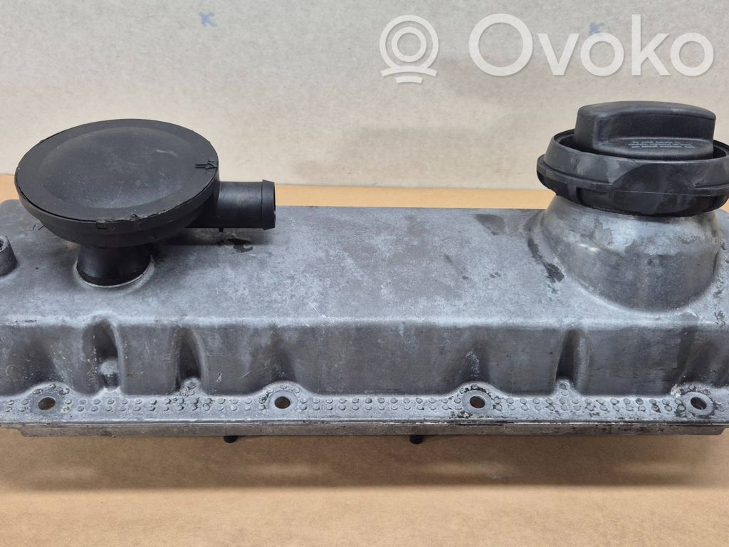 Audi A3 S3 8L Ventildeckel 