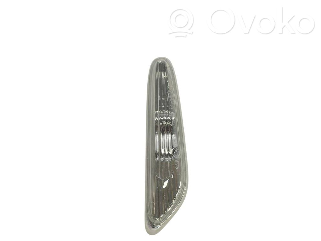Front fender indicator light   63137165741,63136923919