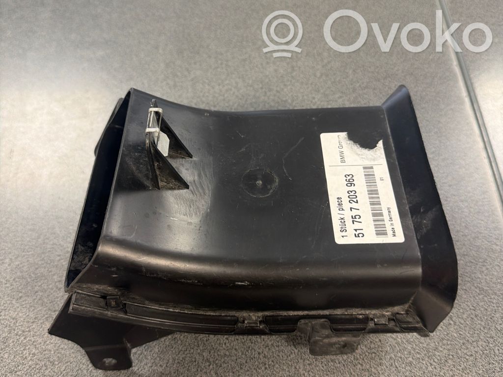 Repuesto del conducto de ventilación   7203963,51757203963