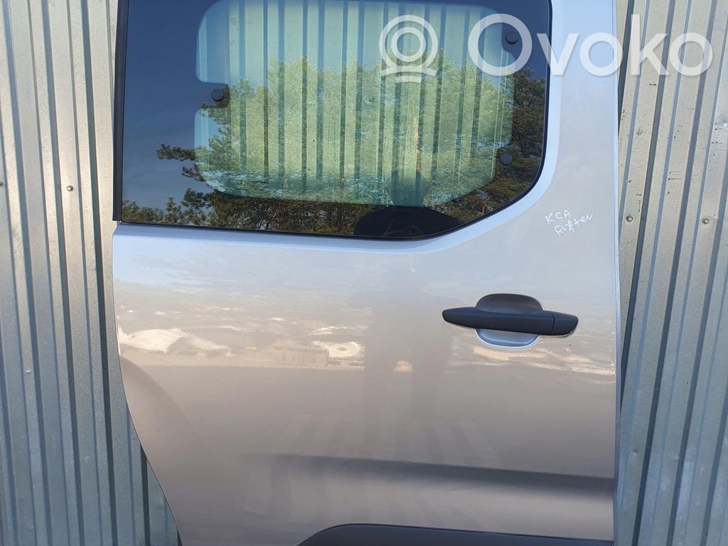 Peugeot Rifter Rear door 