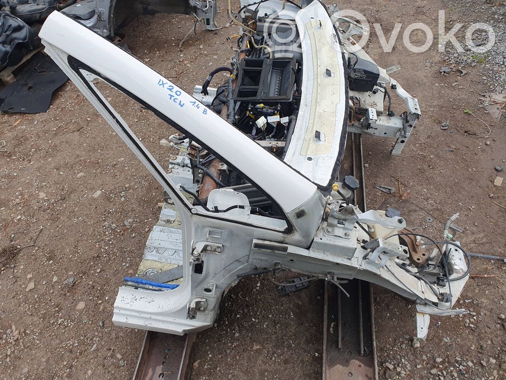 Panel lateral delantero
