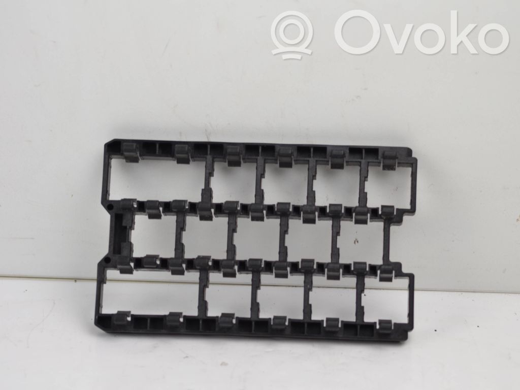 Audi A6 S6 C4 4A Fuse box set 