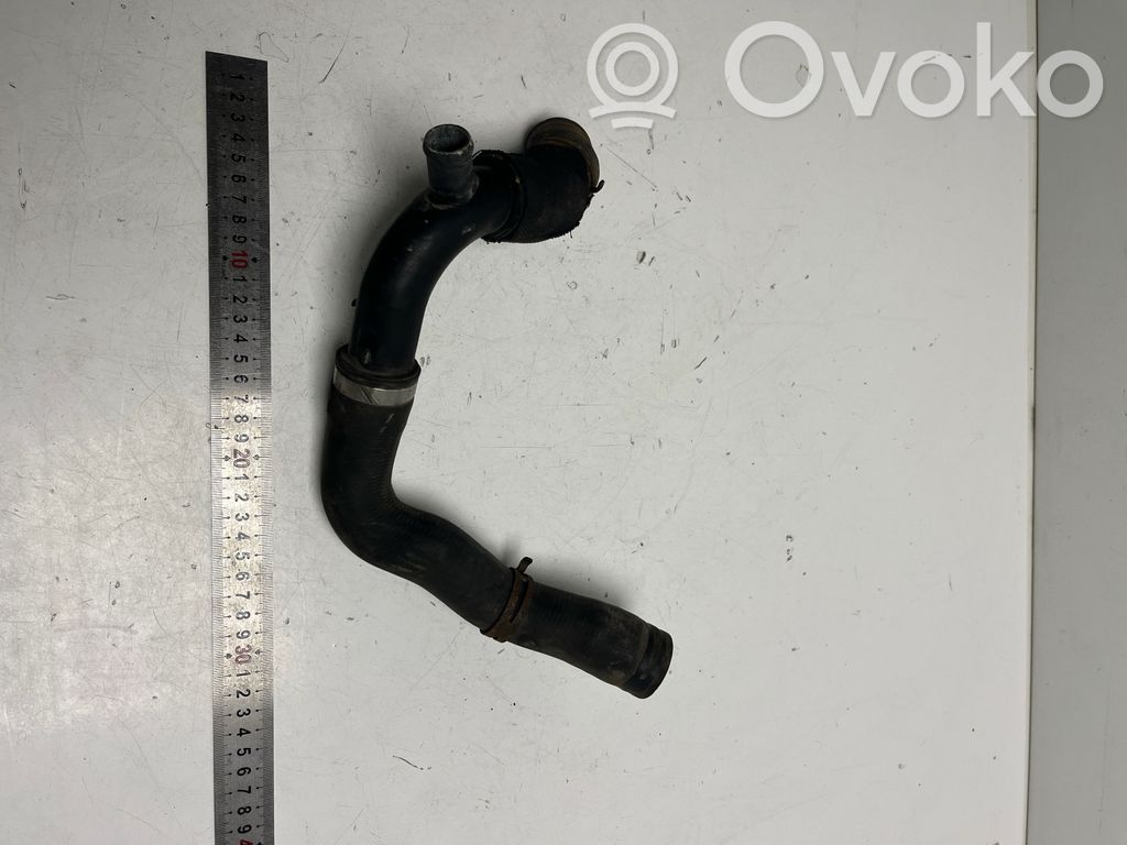 Volkswagen PASSAT B6 Conductă/furtun lichid de răcire motor 