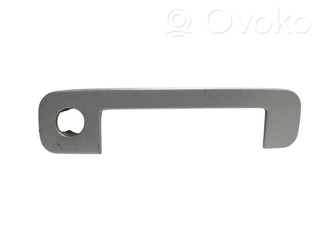 Audi A4 S4 B5 8D Osłona klamki drzwi przednich 