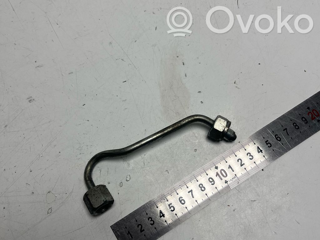 BMW 5 GT F07 Fuel line pipe 