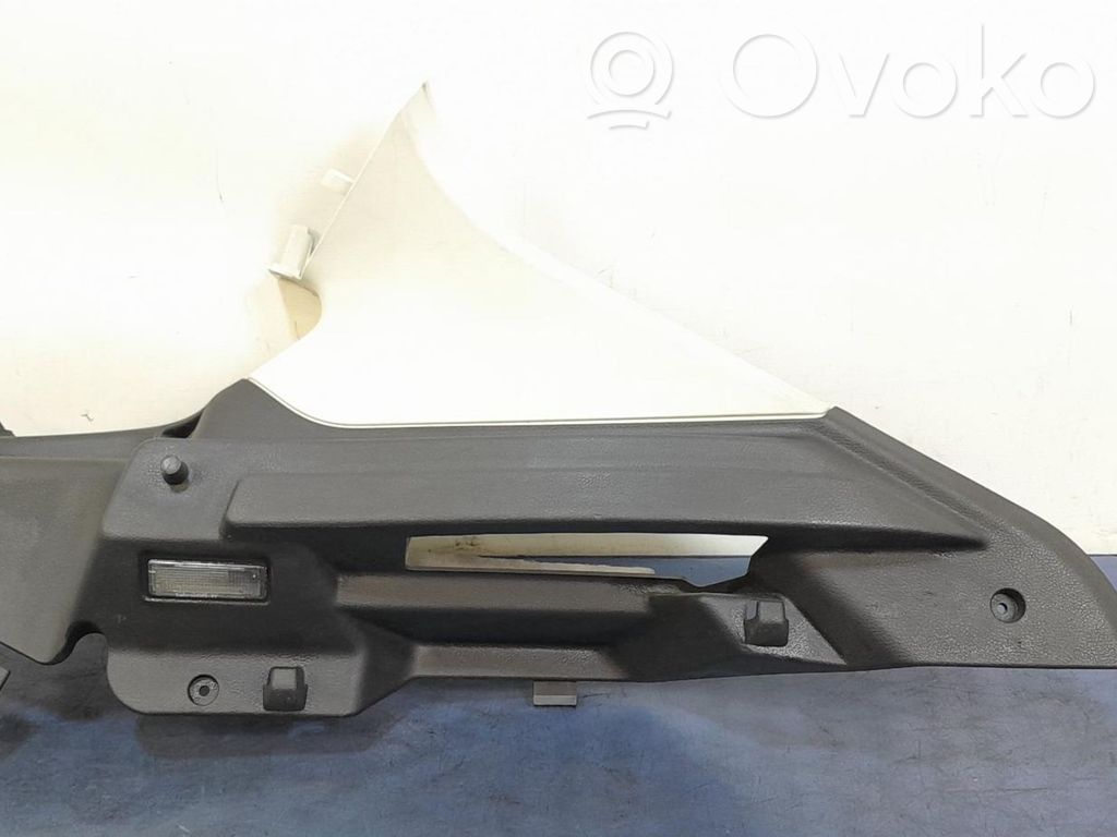 Ford Focus Tailgate/boot cover trim set 