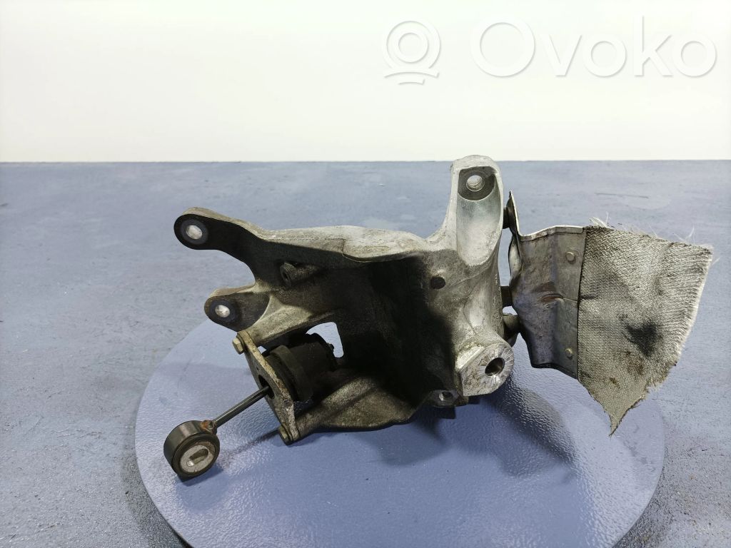 Audi Q7 4M Engine mount vacuum valve 
