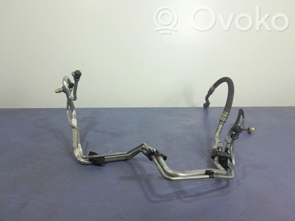 Volvo XC60 Ilmastointilaitteen putki (A/C) 