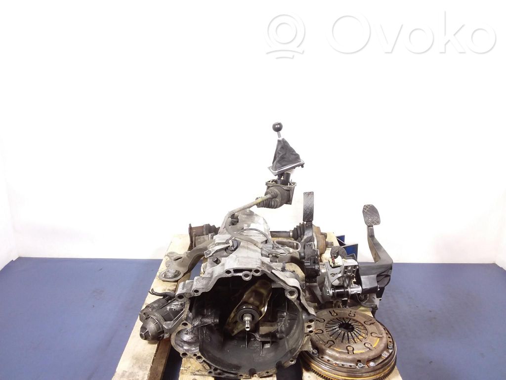 Audi A4 S4 B6 8E 8H Cutie viteze manuală cu 6 trepte 