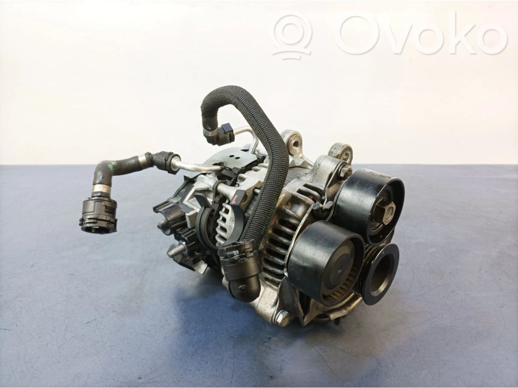 BMW 5 G30 G31 G38 Generatorius 