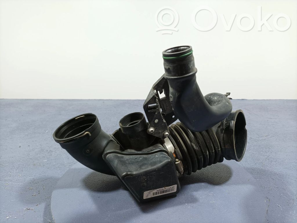 BMW 5 G30 G31 G38 Einzelteil Lufteinlasskanal