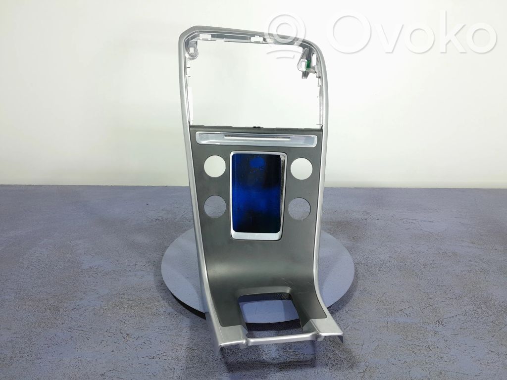 Volvo XC60 Otras molduras del borde/pilar 