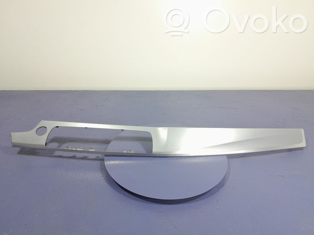 BMW 5 E60 E61 Garniture de jupe latérale arrière