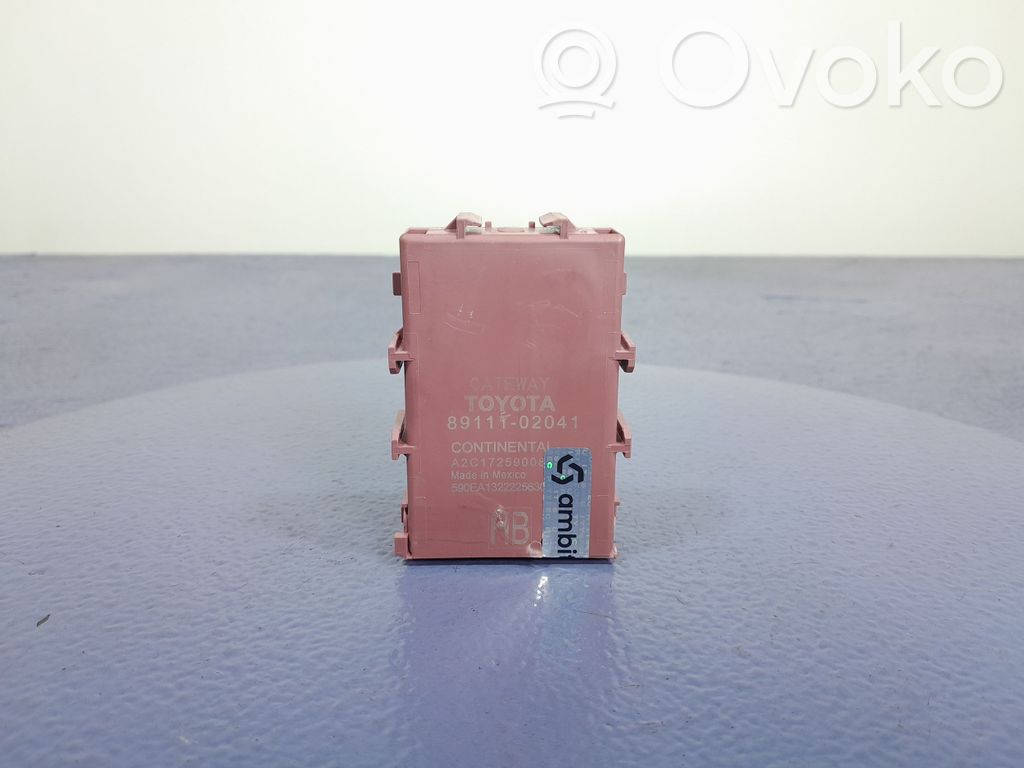 Toyota Corolla E10 Módulo de control Gateway 
