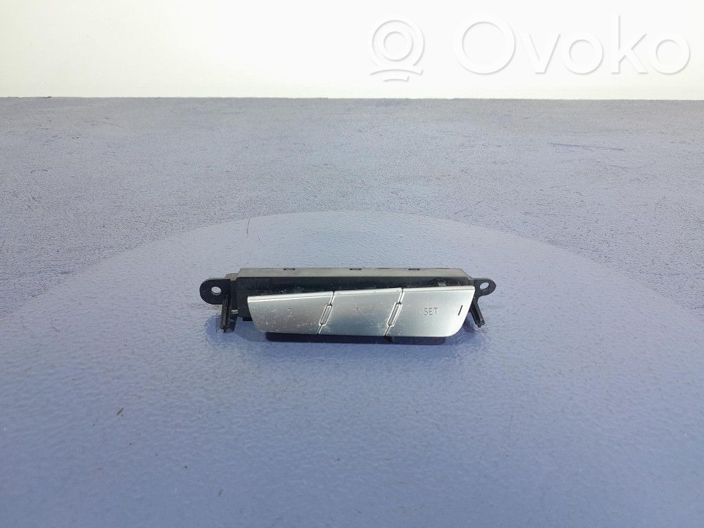 Seat heating switch   4K0959769A,4K0959769A