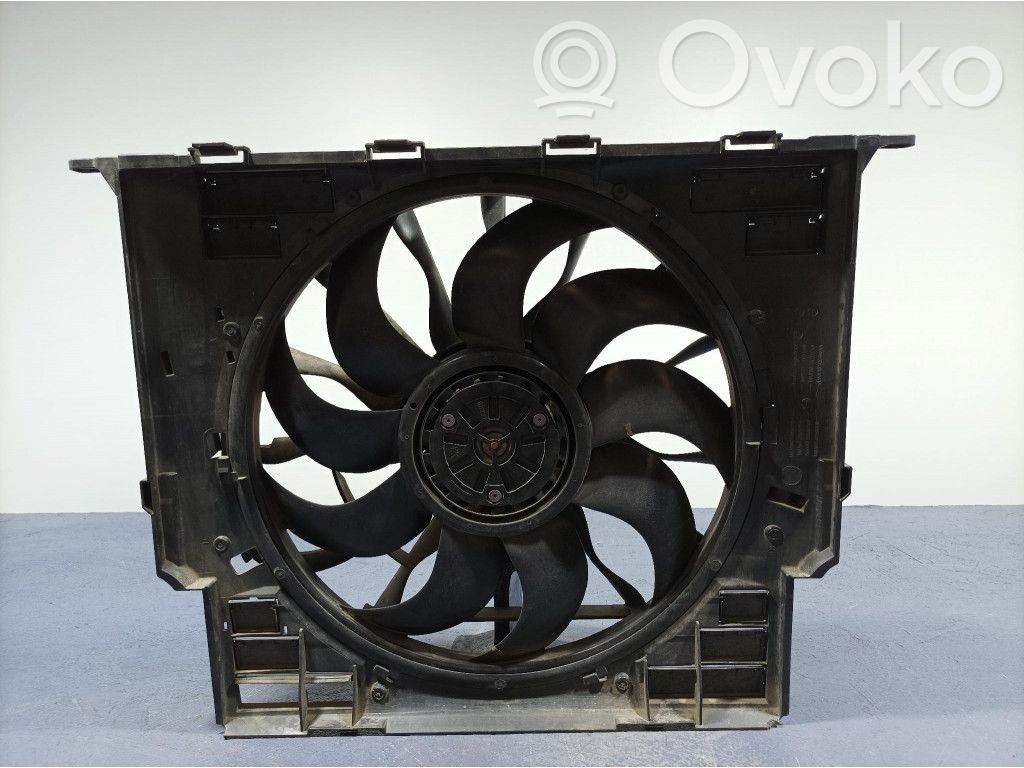 Audi A4 S4 B7 8E 8H Elektryczny wentylator chłodnicy 