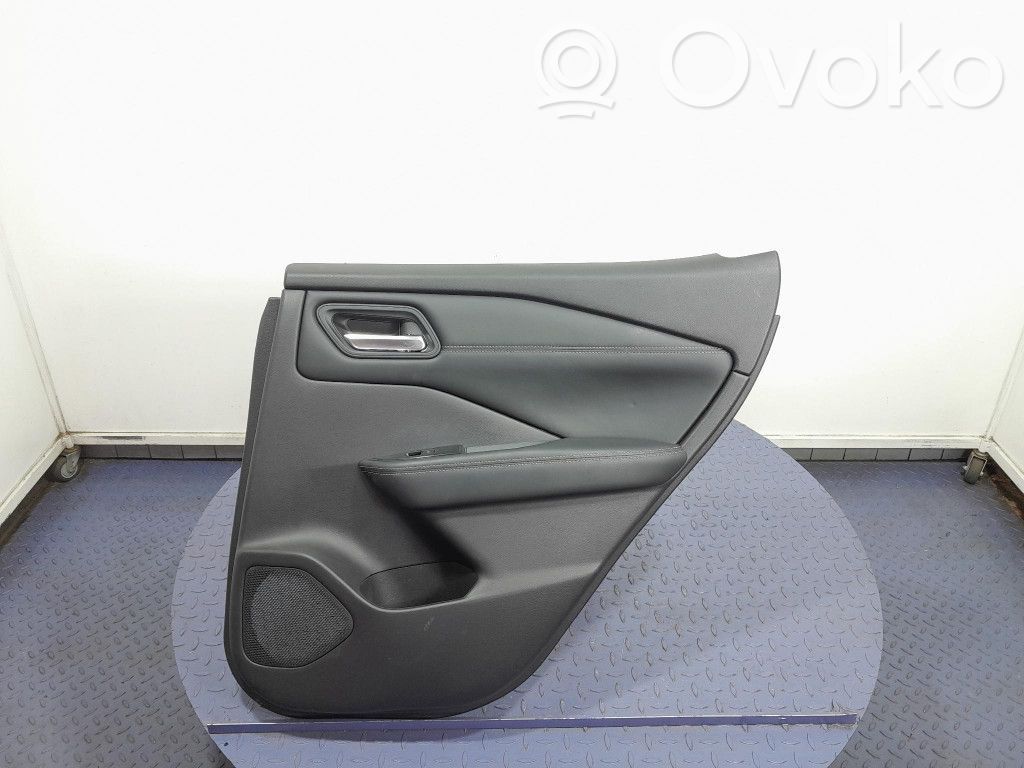 Boczki / Tapicerka drzwi / Komplet   829A06UA1A,829A06UA1A