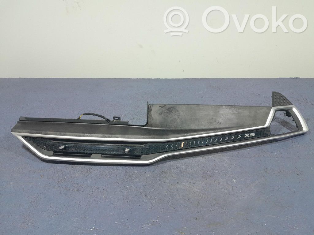 BMW X5 E53 Front bodywork piece 