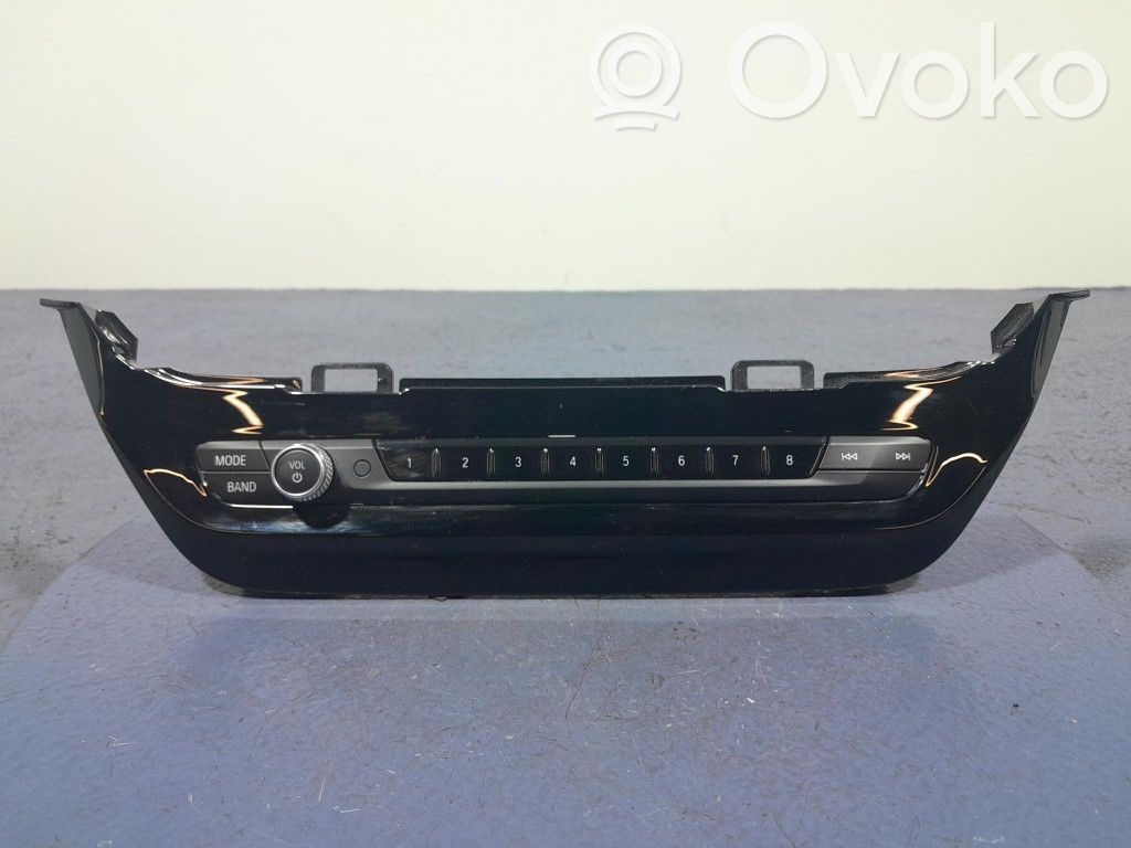BMW X3 E83 Head unit multimedia control 