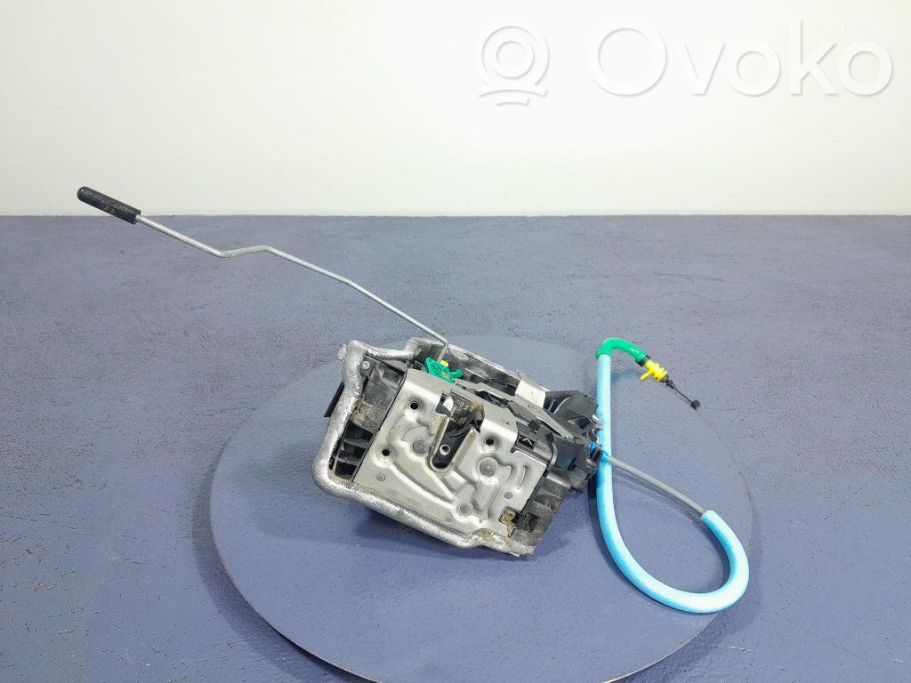 BMW X5 G05 Zamek drzwi tylnych 