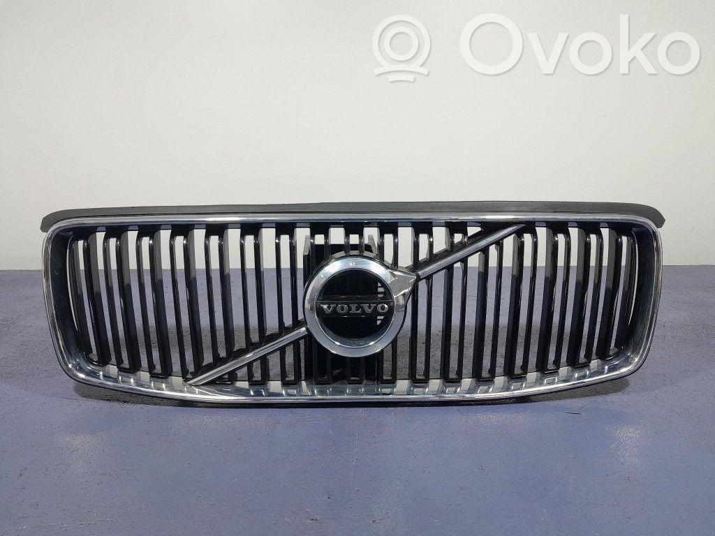 Volvo XC90 Etusäleikkö 