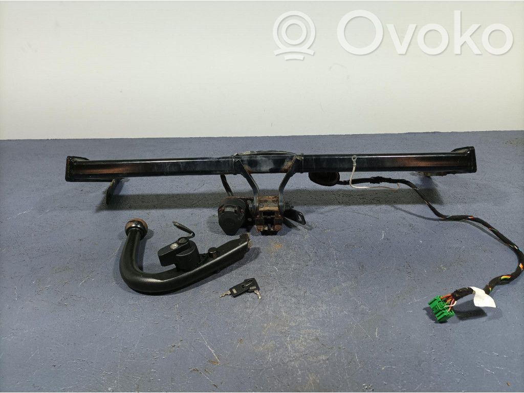 Volvo V40 Āķa komplekts 