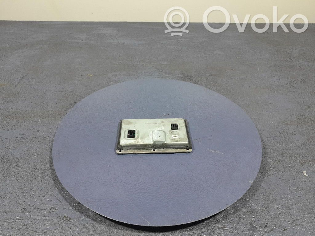 Volvo S60 Voltage converter/converter module 