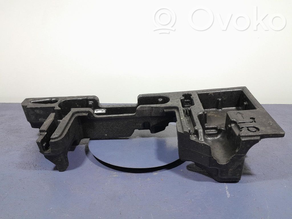 Volvo XC60 Trunk/boot lower side trim panel 