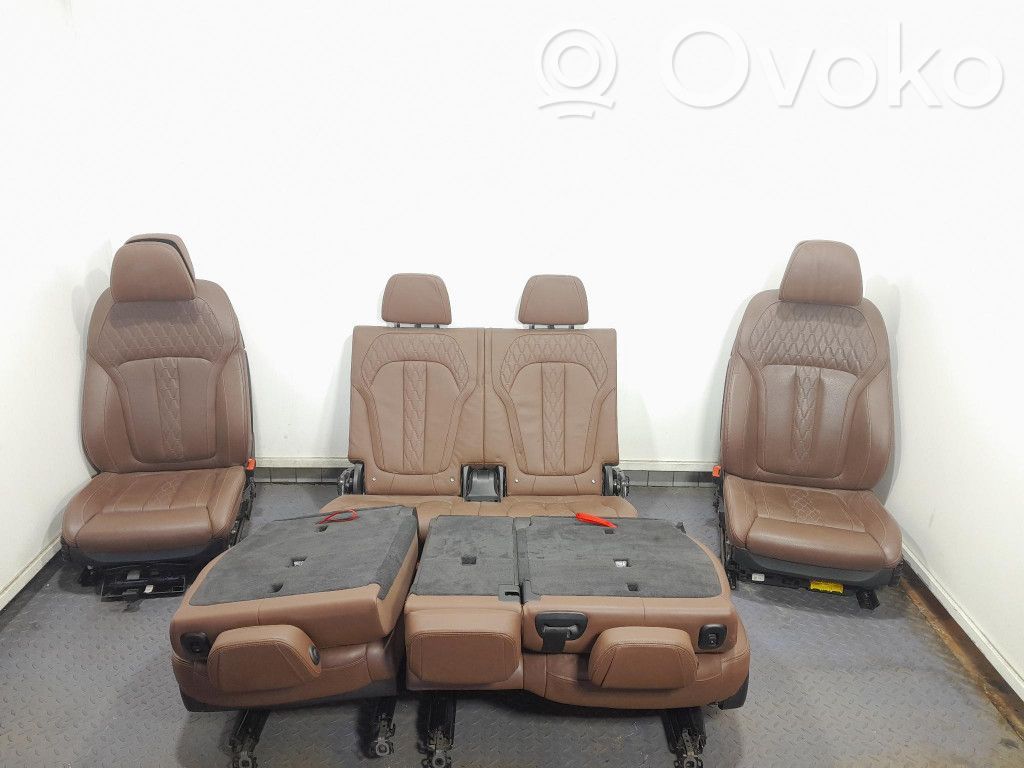 BMW X7 G07 Sitze komplett