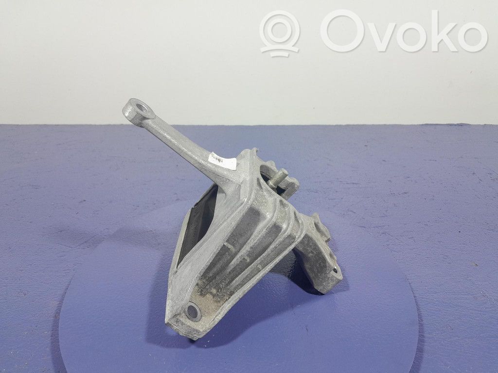 Galloper Exceed Engine mount vacuum valve 
