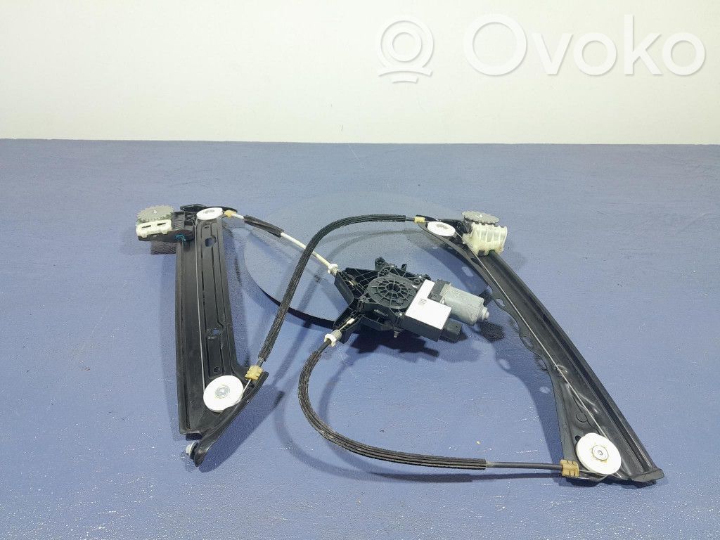 BMW 2 F44 Elektryczny podnośnik szyby drzwi przednich 