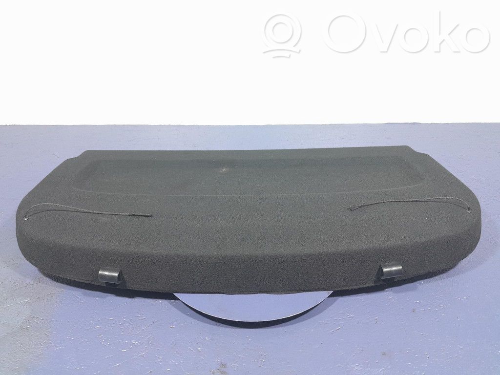 Opel Astra K Hattuhylly 