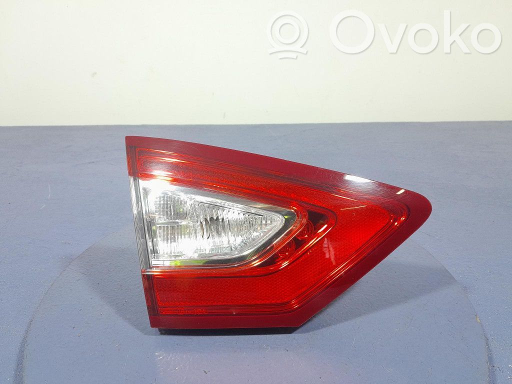 Ford Mondeo MK V Lampa tylna 