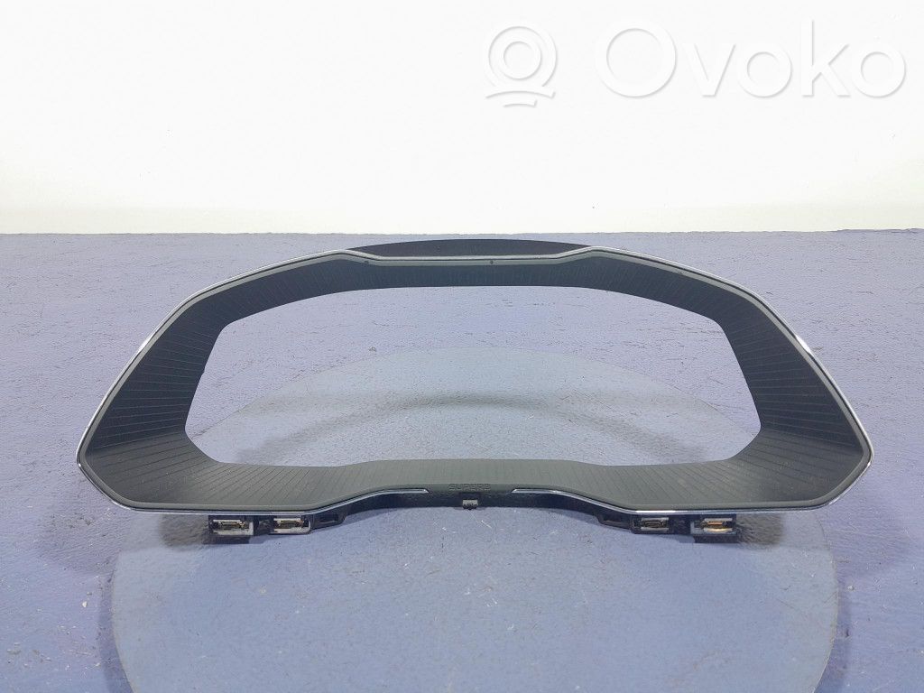 Skoda Superb B8 (3V) Altro elemento di rivestimento sottoporta/montante 