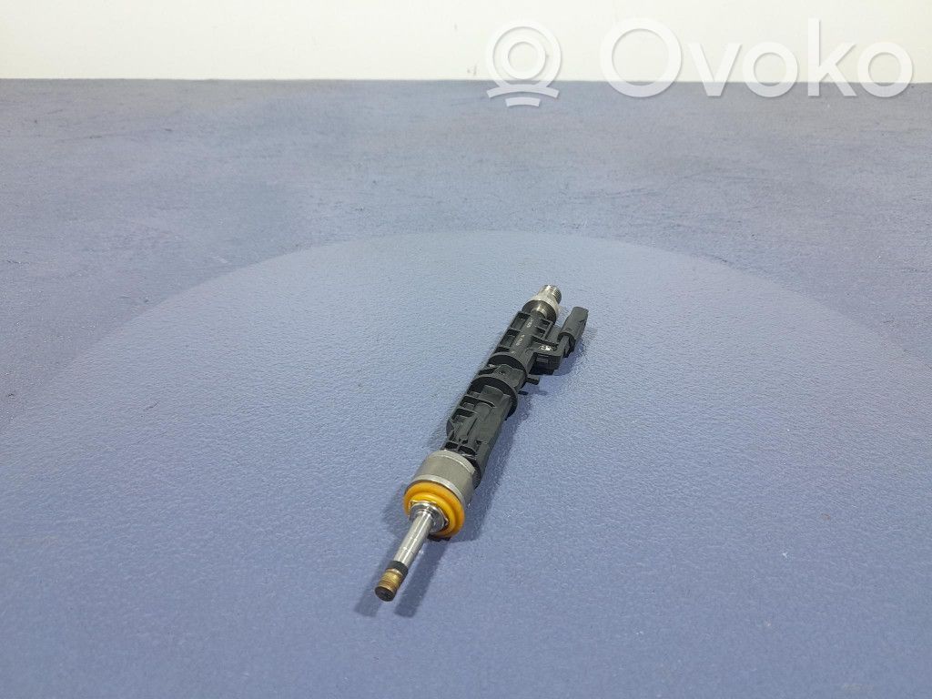 BMW M5 F90 Inyector de combustible 