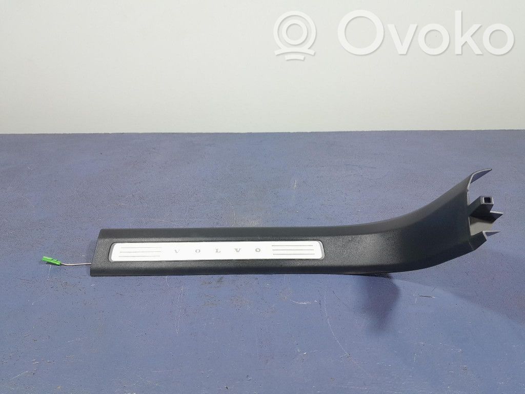 Volvo XC90 Alte componente capac prag/stâlp 
